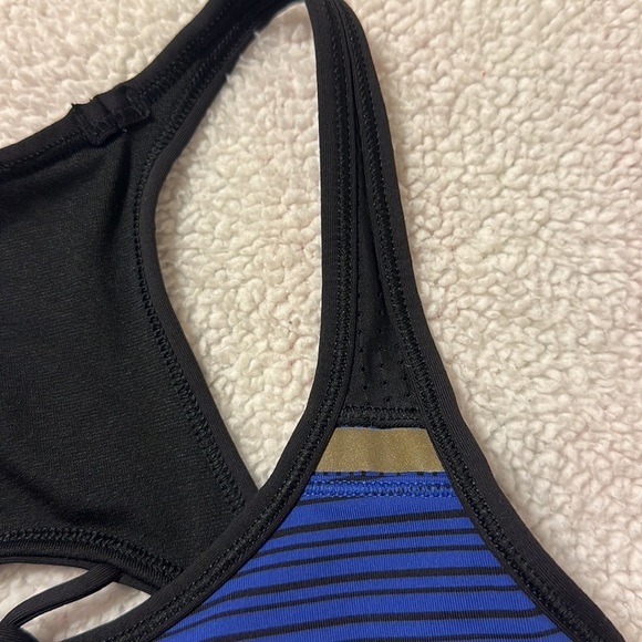 Lululemon Sweaty Or Not Sports Bra Racerback Blue Black Strappy Cut Out - Picture 9 of 13
